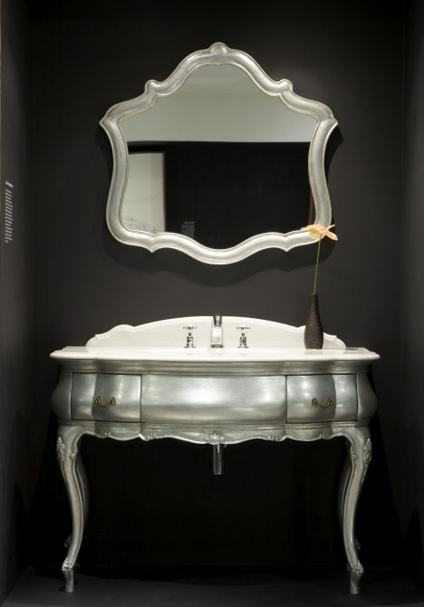 Curved Vanity